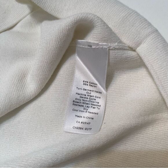 Talbots Fine Gauge Knit Cream Bell Sleeve Sweater Minimalist Minimalism Sz XL - Picture 6 of 7